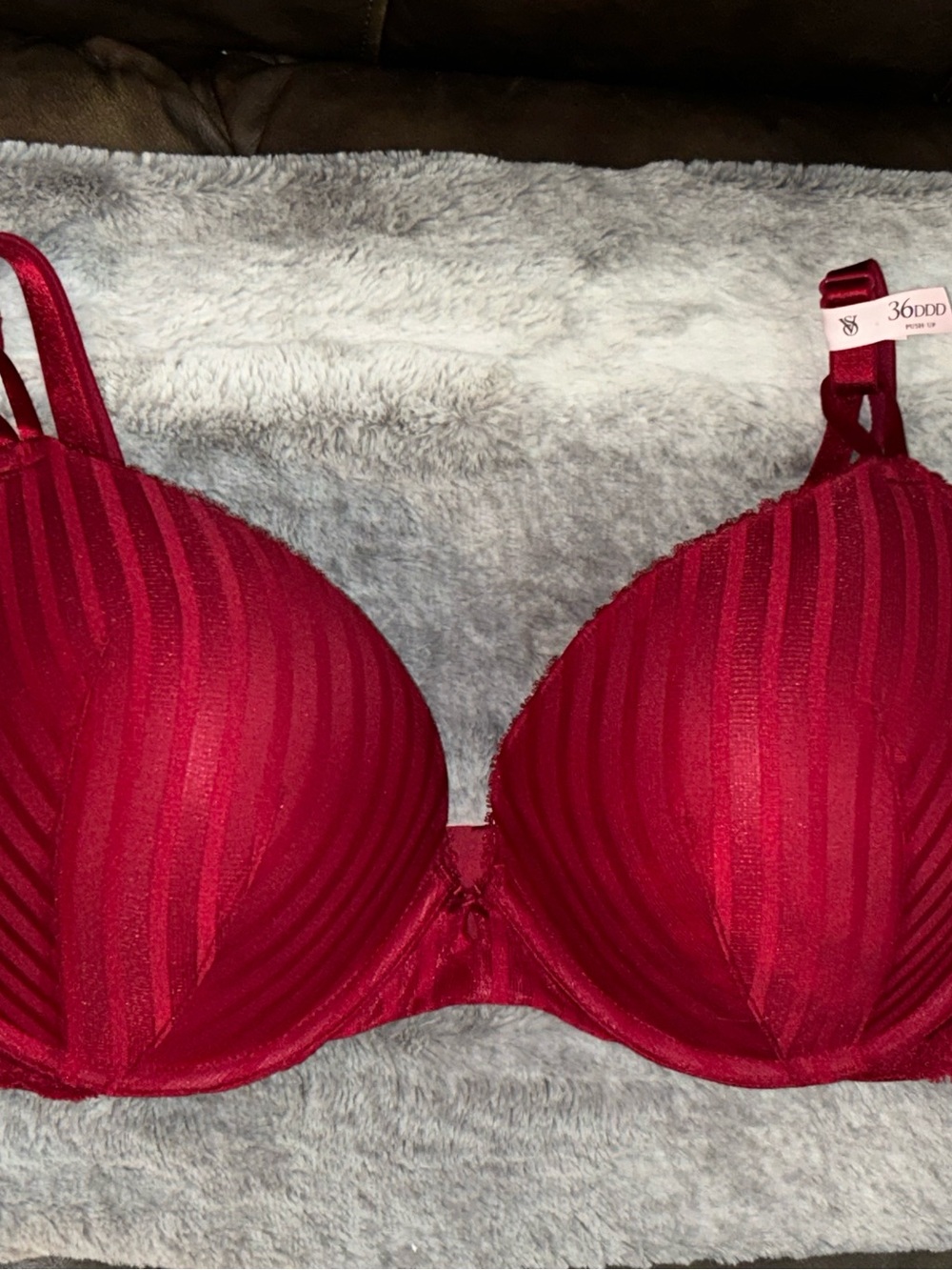 Victoria's Secret sexy tee push up Red Padded Underwire Bra size 36DDD
